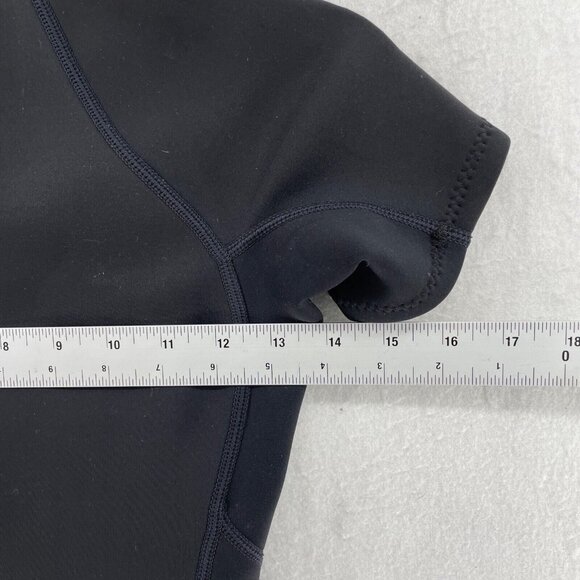O'Neill Wetsuits Women's Sz 4 Black One Piece Shorty Zip Swimwear Short Sleeves - Picture 3 of 12